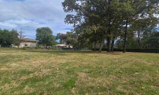 Terrain  1348 m² à vendre à Saint-Jean-d'Illac (33127)