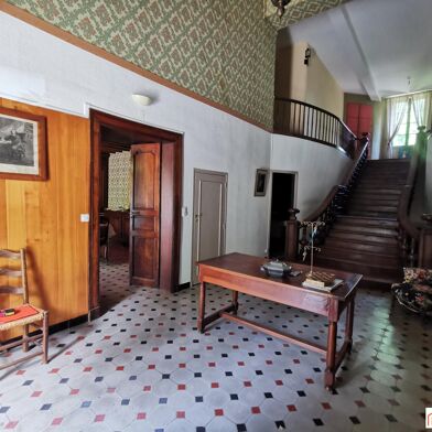 Maison 10 pièces 600000 €