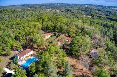 Maison 15 pièces 751679 €