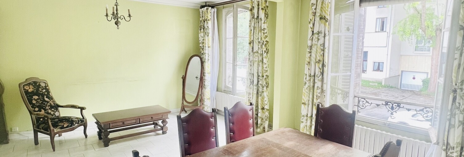 Immeuble  121 m² à vendre à Creil (60100)