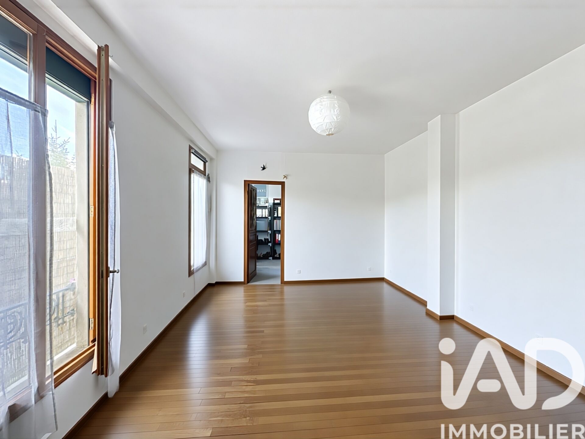 Vente Appartement 4 pièces - Photo 2
