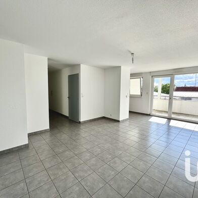 Appartement 3 pièces 220000 €