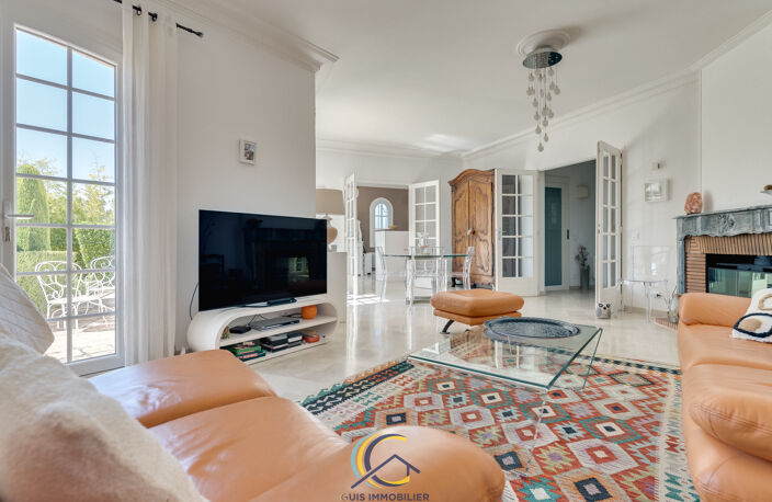 ALLAUCH   VILLA D'EXCEPTION AVEC PISCINE, ASCENSEUR ET STUDIO INDÉPENDANT — photo 5