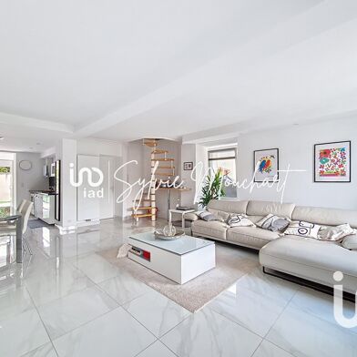 Maison 7 pièces 750000 €