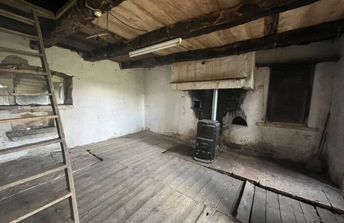 Maison en pierre de 2 pièces principales — photo 3