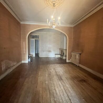 Immeuble  192200 €