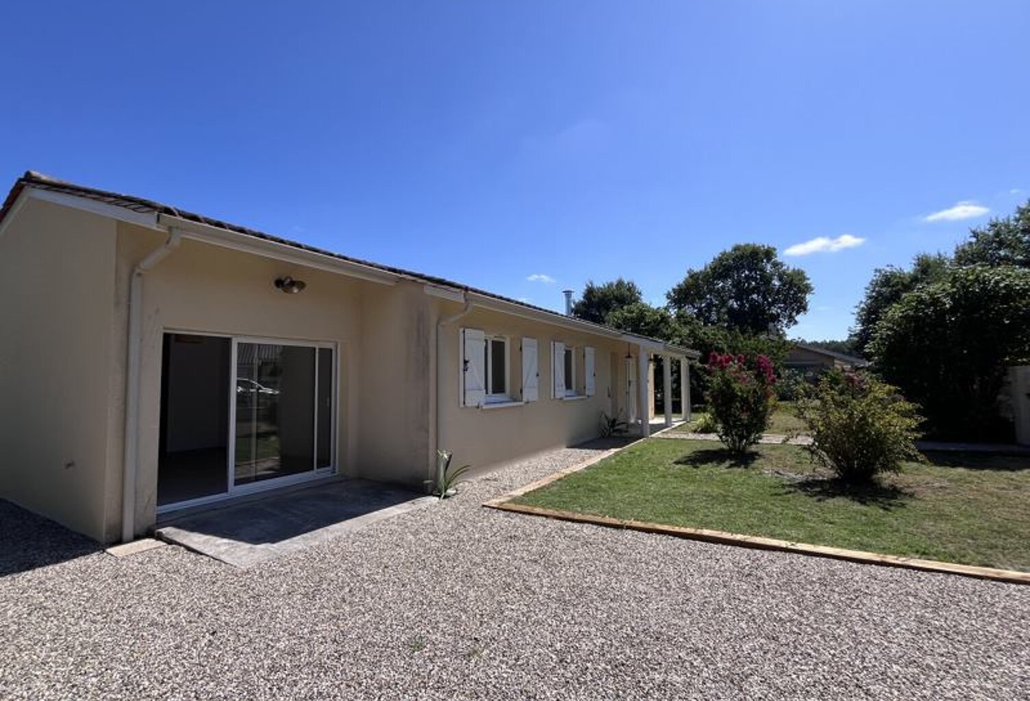 Contemporaine de 5 pièces principales — photo 1