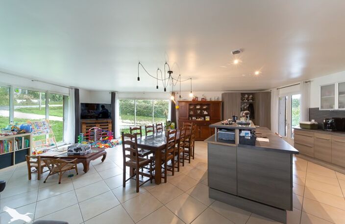 Vente maison 4 pièces 140 m² Cavignac (33620) — photo 3