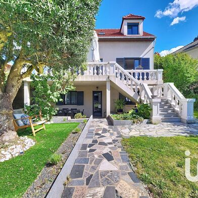 Maison 7 pièces 829000 €