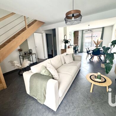 Maison 5 pièces 329900 €