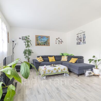 Appartement 3 pièces 145000 €