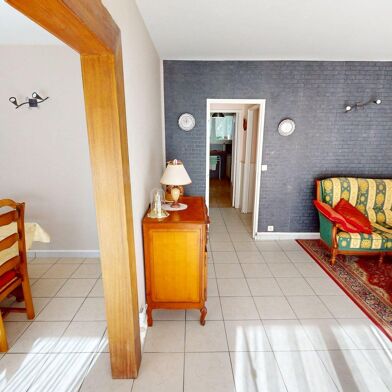 Appartement 4 pièces 144000 €