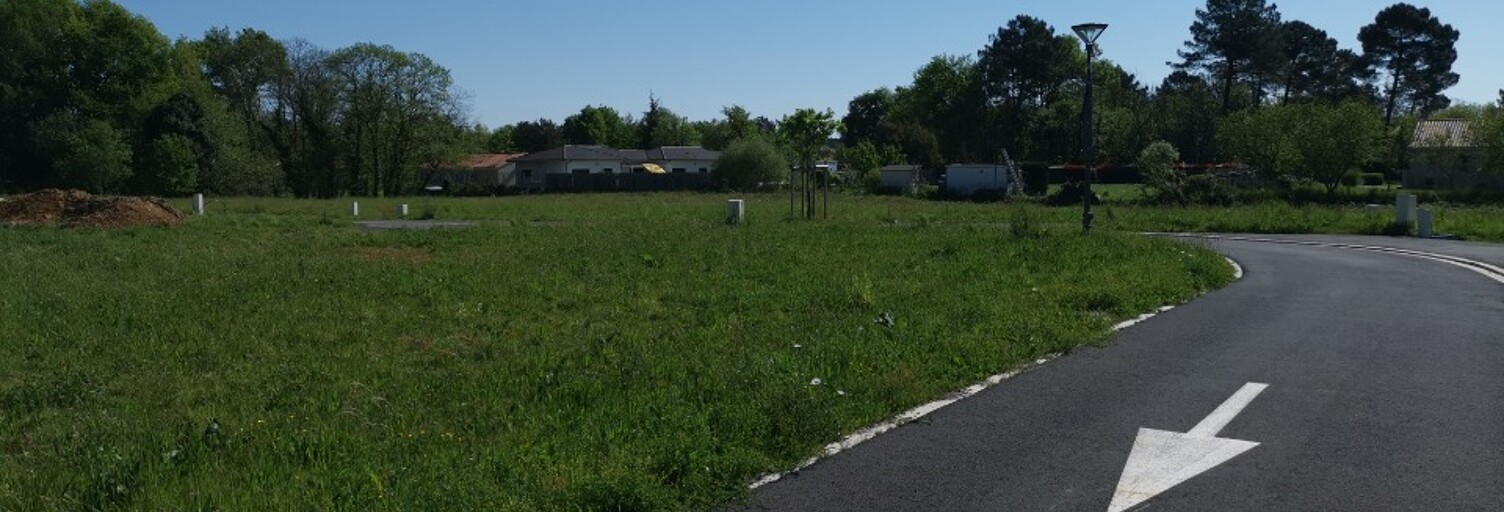 Terrain  998 m² à vendre à Annesse-et-Beaulieu (24430)