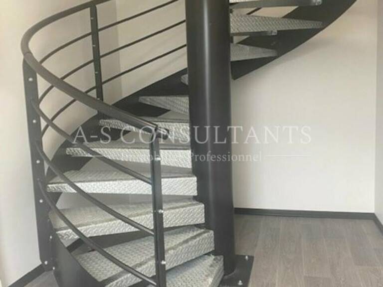 BUREAUX à louer — photo 1