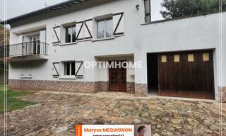 Maison 8 Pièces 150 m² à vendre à Celles-sur-Durolle (63250)