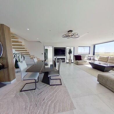 Maison 8 pièces 675000 €