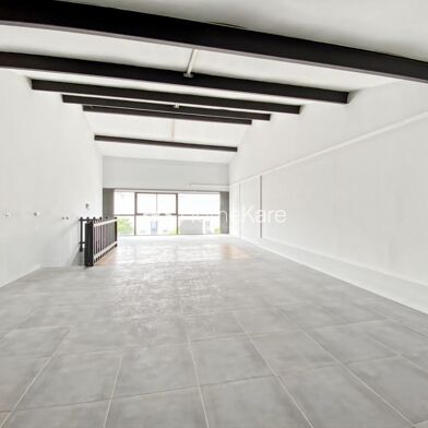 Commerce  235000 €