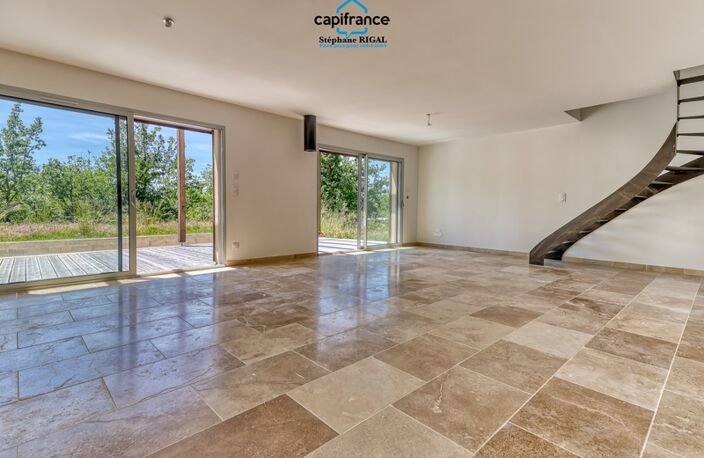 Maison à vendre 5 pièces PUY L'EVEQUE (46) Maison de 120m2 sur terrain de 4218m2 — photo 3