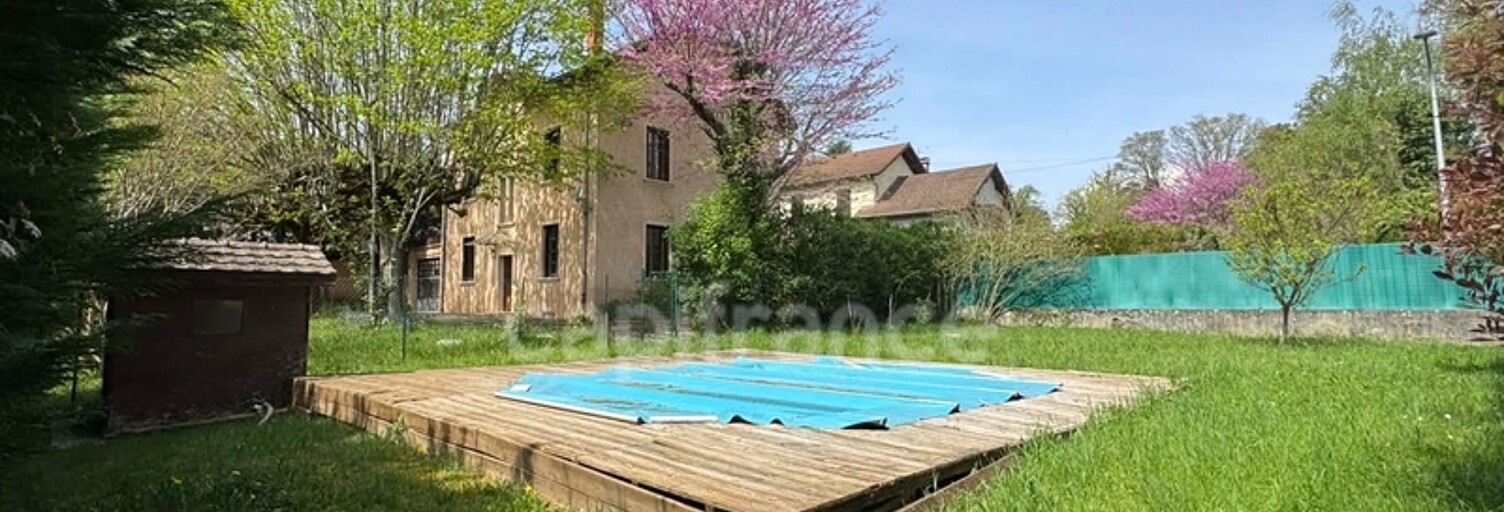 Maison 10 Pièces 210 m² à vendre à Les Avenières Veyrins-Thuellin (38630)