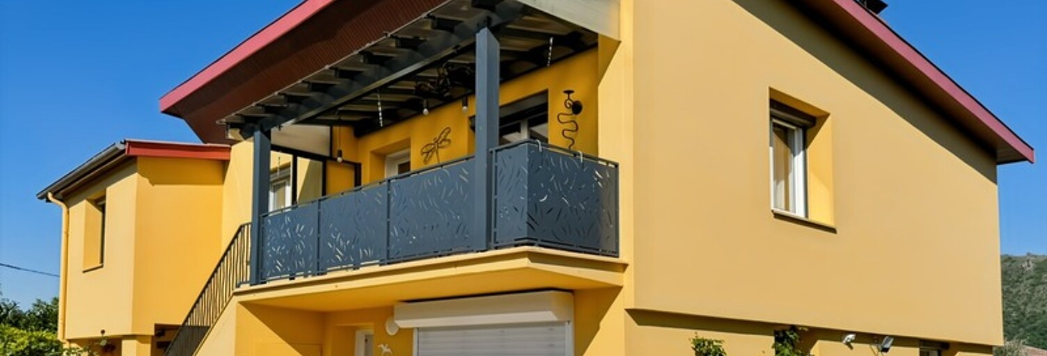 Maison 7 Pièces 148 m² à vendre à Saint-Jean-de-Muzols (07300)