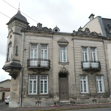 Maison 9 pièces 480000 €