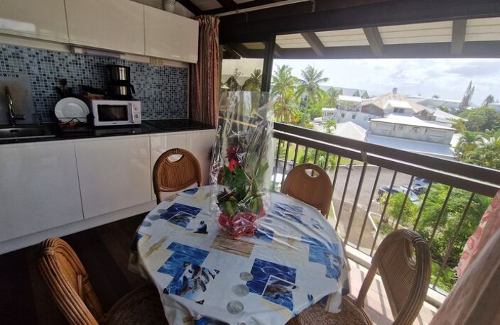 Bas du Fort, bel appartement duplex T3 piscine plage à pied et parking — photo 4