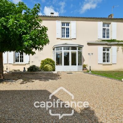 Maison 10 pièces 367000 €