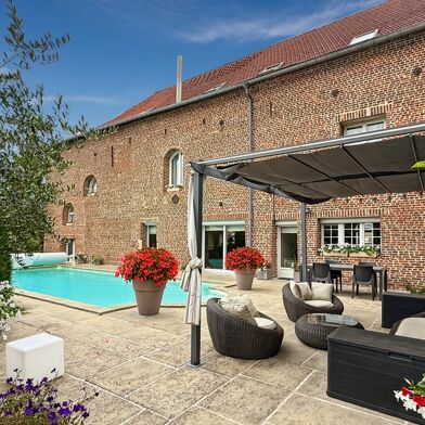 Maison 8 pièces 656250 €