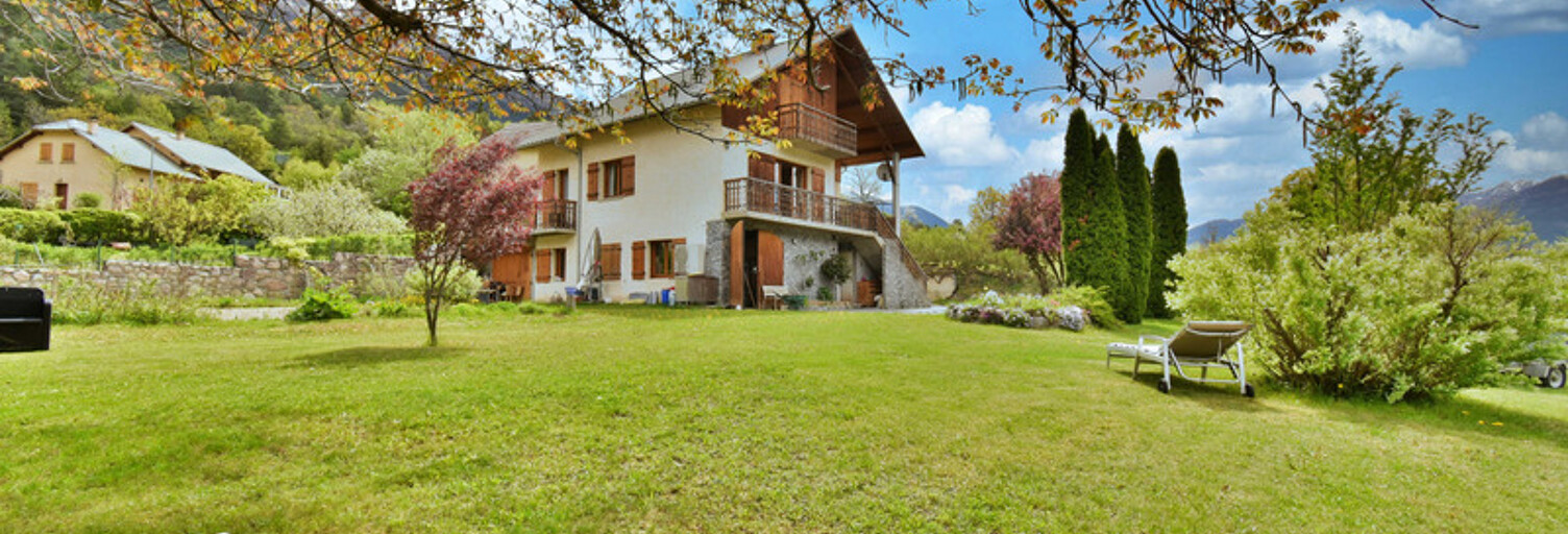 Maison 7 Pièces 134 m² à vendre à Saint-Crépin (05600)