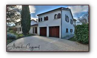 Maison 8 Pièces 208 m² à vendre à Saïx (81710)