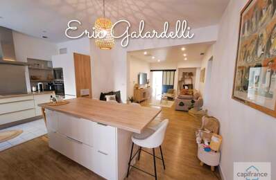 A VENDRE MAGINIQUE OPPORTUNITE vaste appartement ancien Rénové avec goût, prestations luxueuses,  4 pièces familial, en plein centre ville, près du port, idéal investissement locatif  PROPRIANO (20) — photo du bien