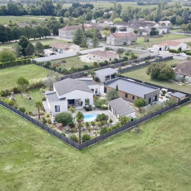 Maison 13 pièces 499900 €