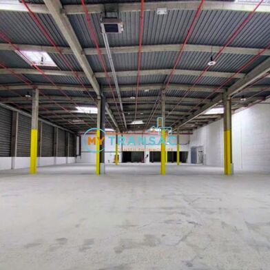Local industriel  16989 €