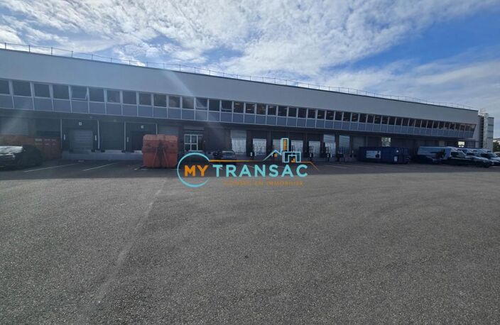 MY TRANSAC vous propose une surface de stockages avec quais, idéalement placé à Rosny sous bois, avec accès immédiat à l'A86 et accessible par transports en commun — photo 2