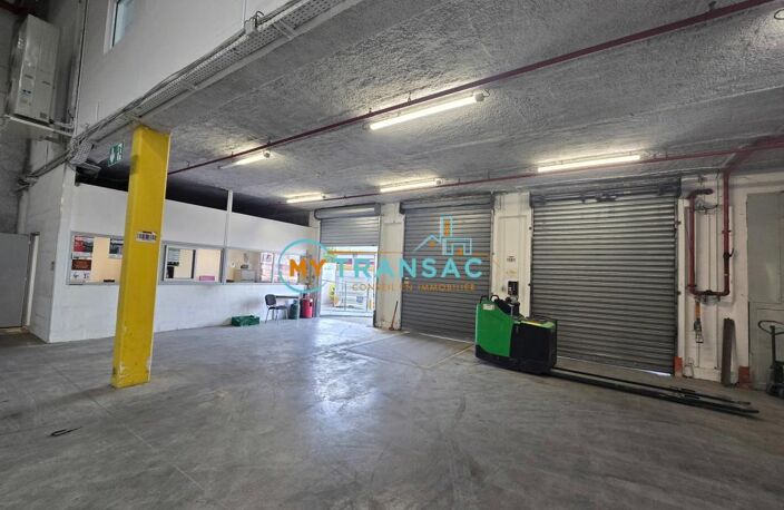 MY TRANSAC vous propose une surface de stockages avec quais, idéalement placé à Rosny sous bois, avec accès immédiat à l'A86 et accessible par transports en commun — photo 3