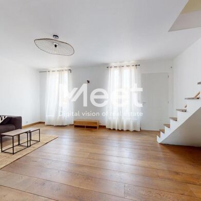 Maison 5 pièces 2100 €