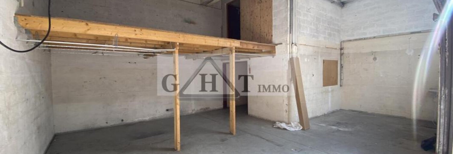 Local industriel  180 m² à louer à Saint-Maur-des-Fossés (94100)