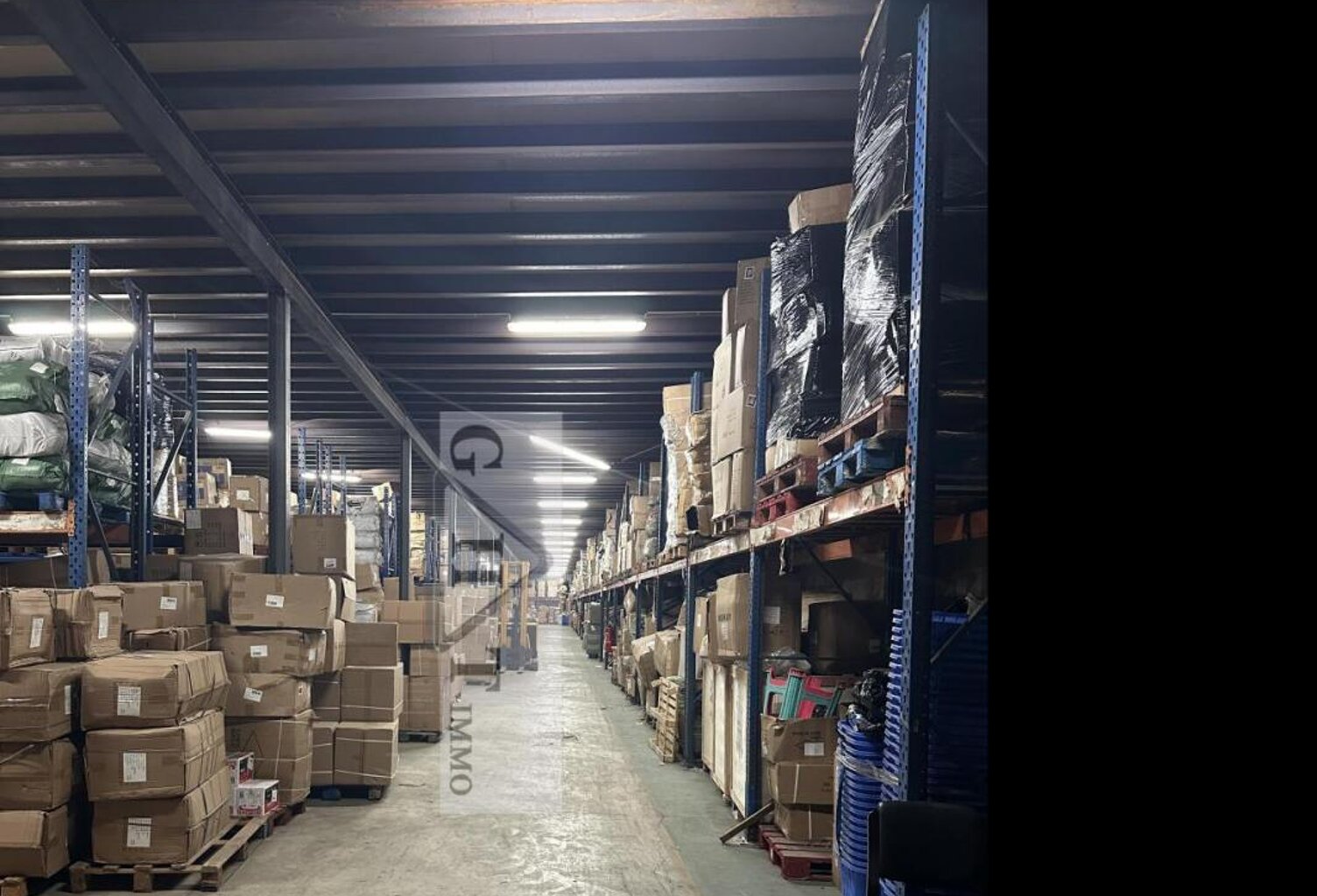 BATIMENT INDÉPENDANT À VENDRE — photo 1