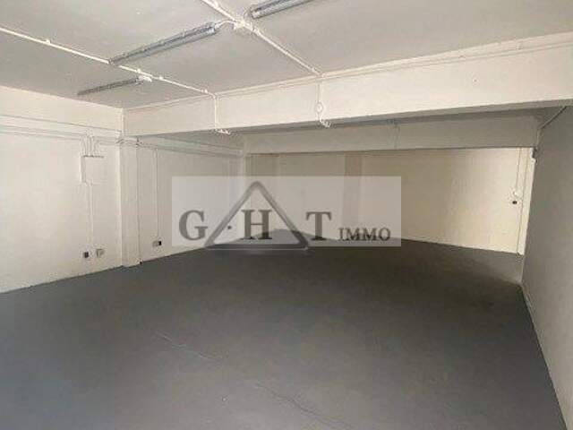 ENTREPOT  DE 100M2 A LOUER AU LILAS — photo du bien