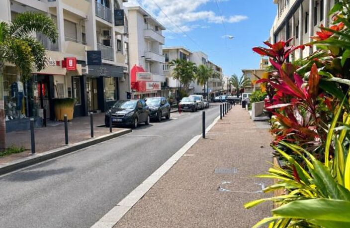 Local commercial - 150 m2 - Saint Denis Hyper centre — photo 2