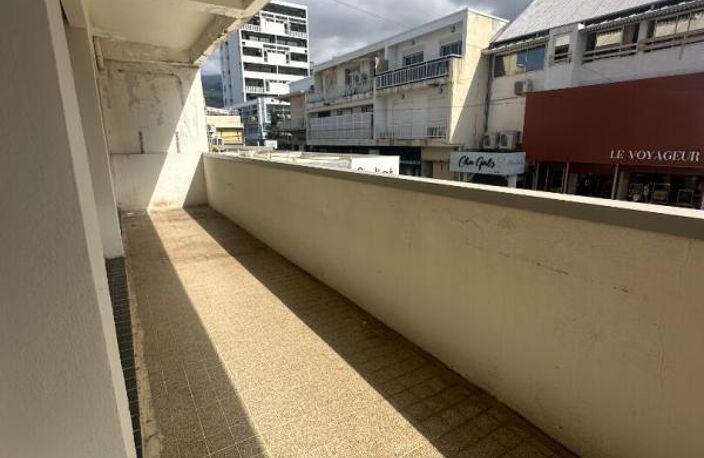 Local commercial - 150 m2 - Saint Denis Hyper centre — photo 5