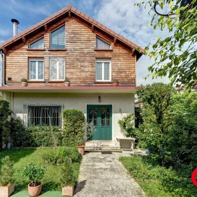 Maison 7 pièces 680000 €