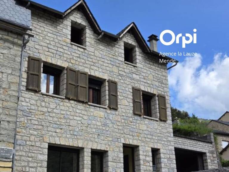 Maison en pierres avec 2 logements indépendants — photo 1