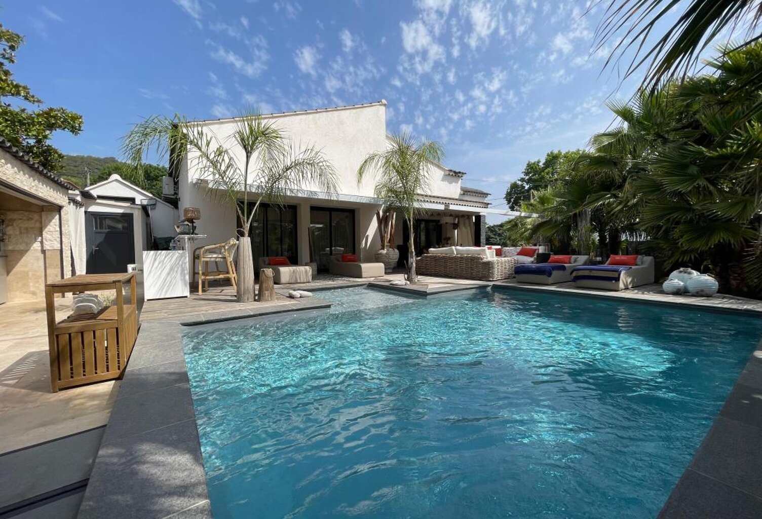 VILLA CONTEMPORAINE 6 PIECES 4 CHAMBRES JARDIN PISCINE T2 INDEPENDANT — photo 1