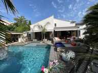 VILLA CONTEMPORAINE 6 PIECES 4 CHAMBRES JARDIN PISCINE T2 INDEPENDANT — photo 3