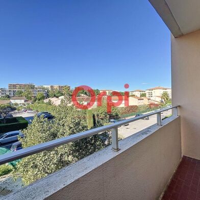 Appartement 1 pièces 450 €