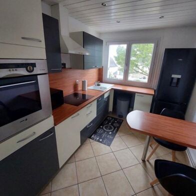 Appartement 4 pièces 980 €