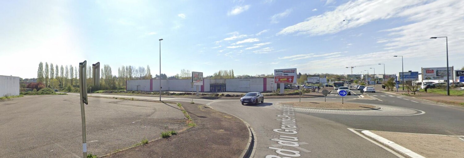 Terrain  4504 m² à vendre à Nevers (58000)