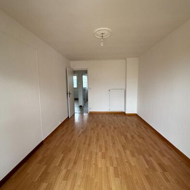 Appartement 3 pièces 132000 €
