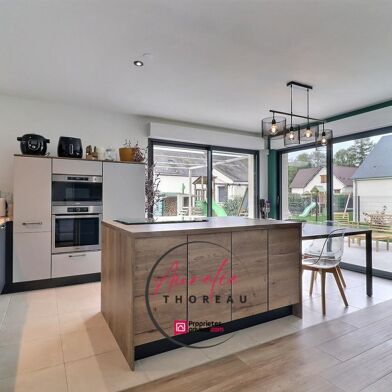 Maison 6 pièces 324400 €